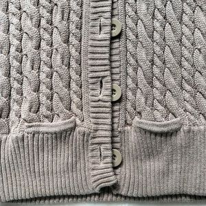 American Eagle Outfitter Medium Fitted Knitted 3/4 sleeve Cardigan